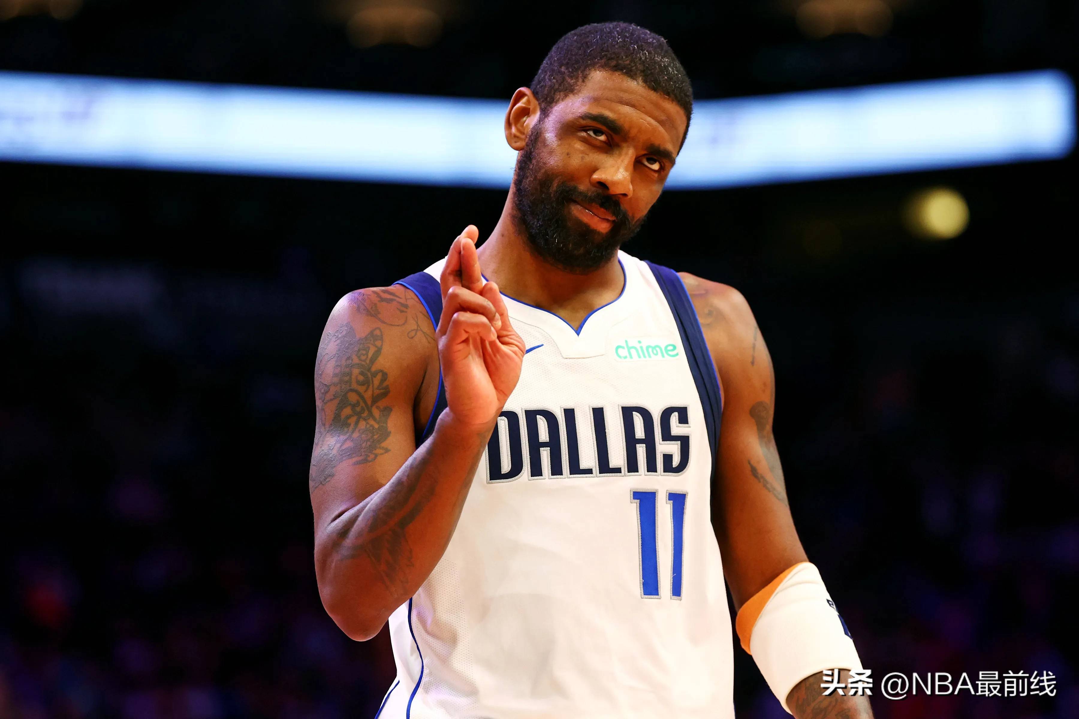 于是我们看 于是我们看