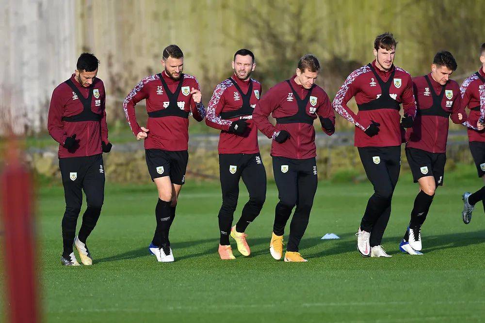 通过紧凑站 通过紧凑站