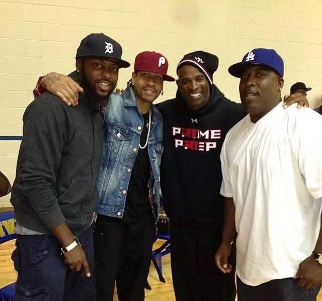 捕手传球失 捕手传球失