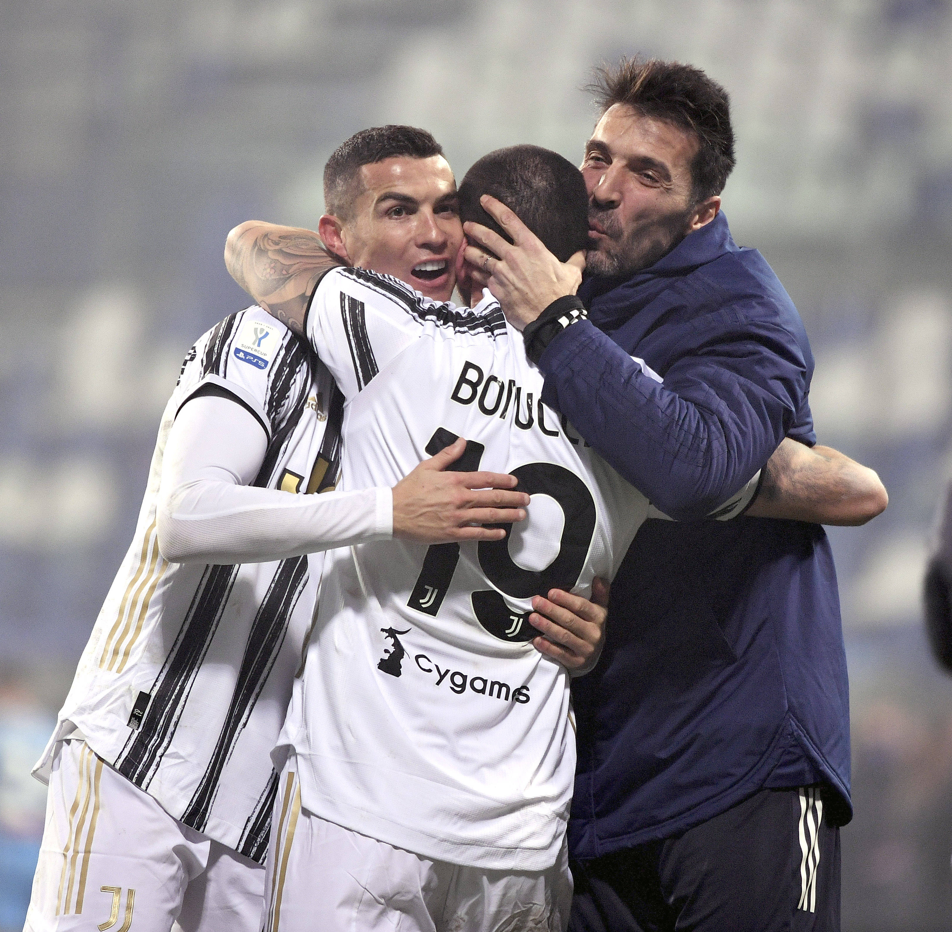 地铁口的看 地铁口的看